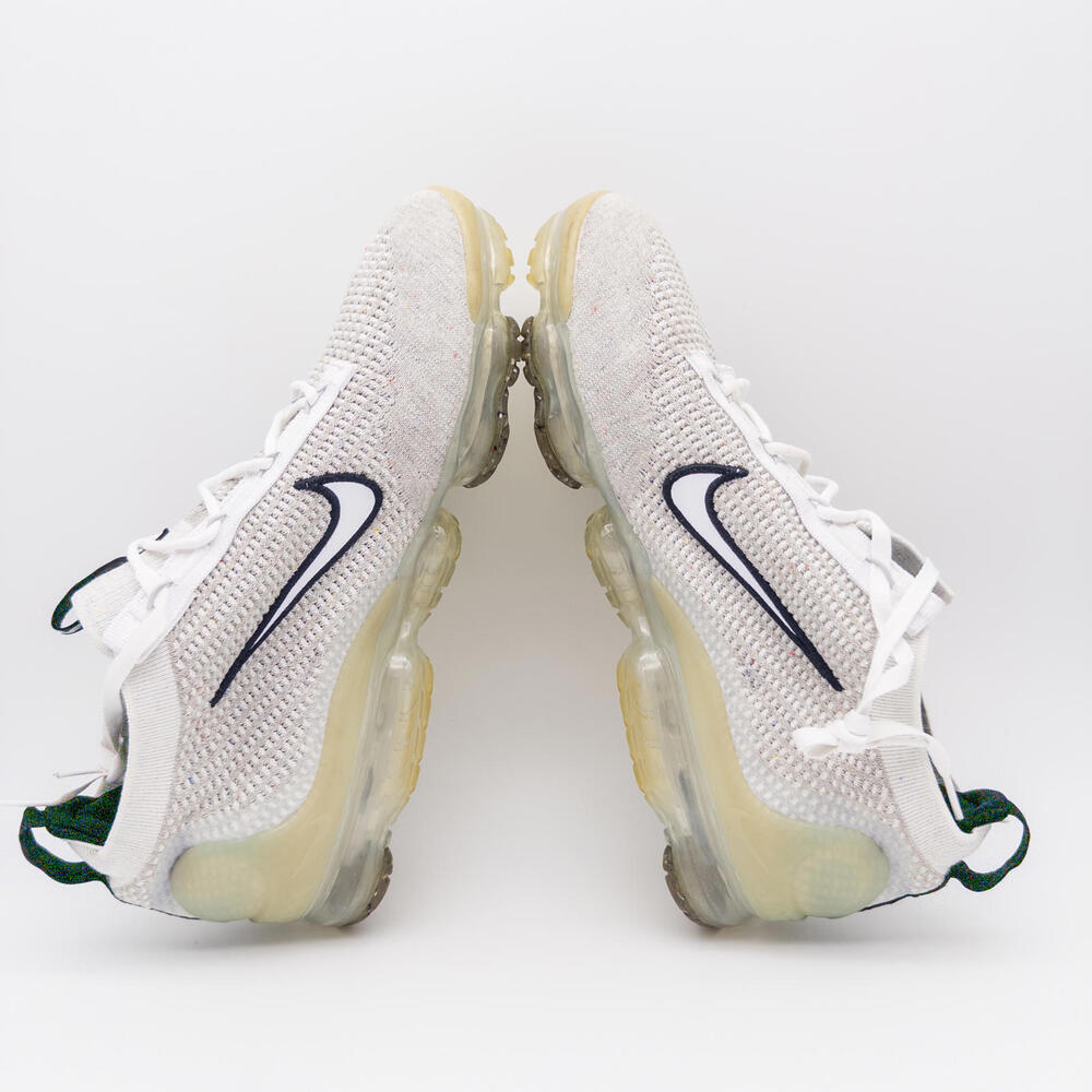 Nike Air VaporMax 2021 Flyknit Mens 'Monochrome' Size 12 - Picture 8 of 15